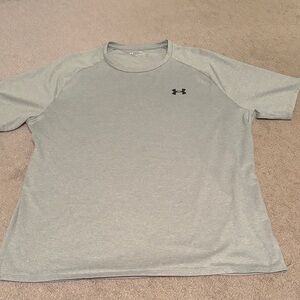 Under Armour Men's Light Gray Short Sleeve Tee